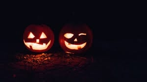 5 Tips To Keep Your Families’ Hands Safe This Pumpkin Carving Season
