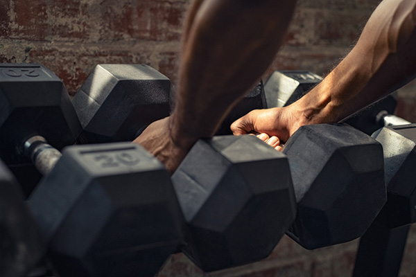 Man lifting weights