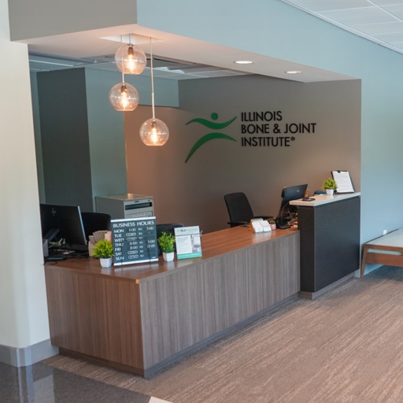 Kildeer Doctors’ Office Illinois Bone & Joint Institute