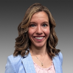 Rachel W, PT, DPT, CHT