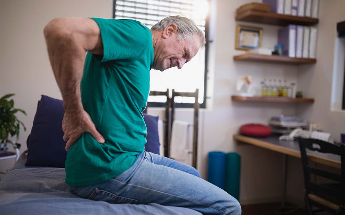 How to Manage Hip Pain without Surgery